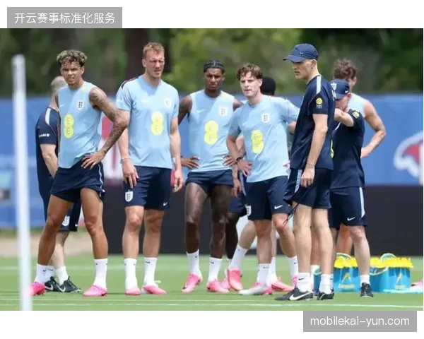 图赫尔选人偏重对抗与冲击力，戈登或成英格兰边路战术的奇兵
